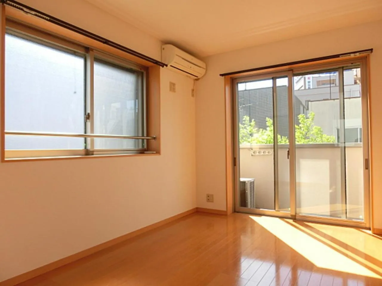 Apartment Takadababa 4 Mins Walk/新宿圈! 高速无限制网路/车站步行4分钟新装修公寓102 Tokyo
