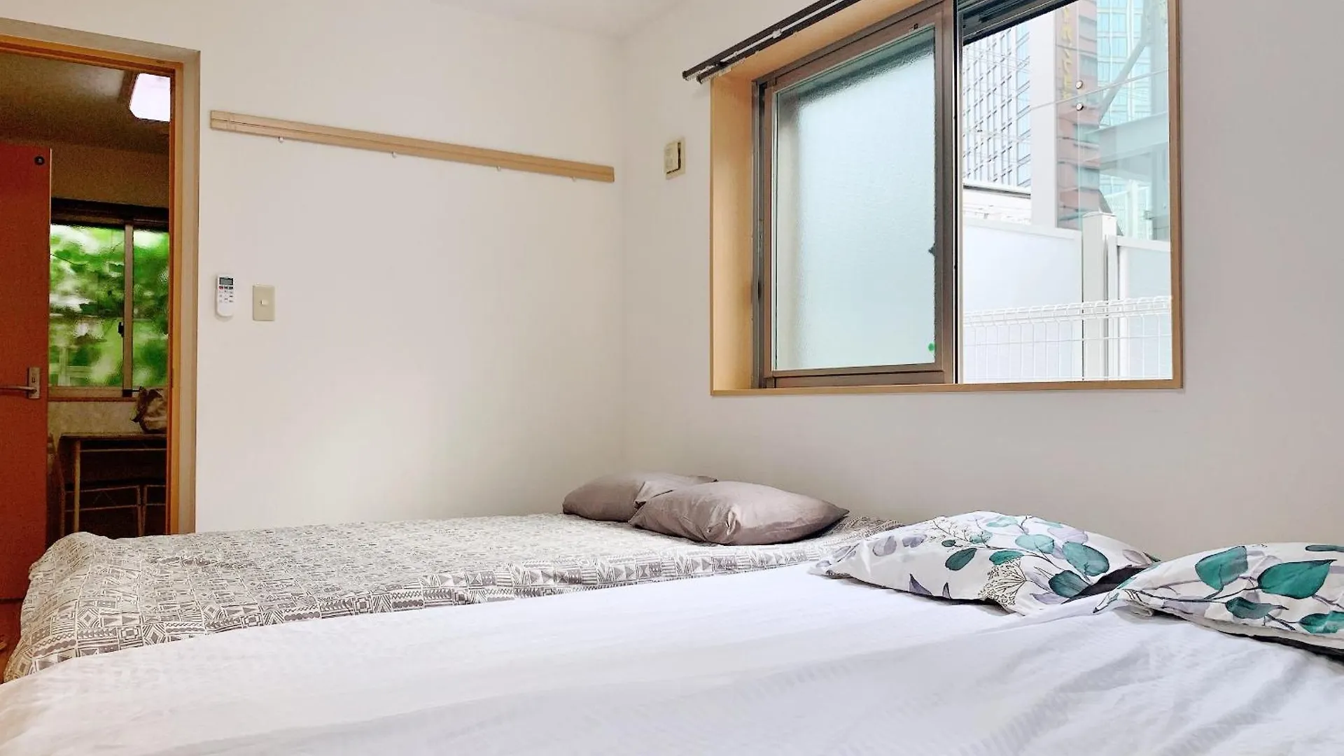Takadababa 4 Mins Walk/新宿圈! 高速无限制网路/车站步行4分钟新装修公寓102 Tokyo Apartment
